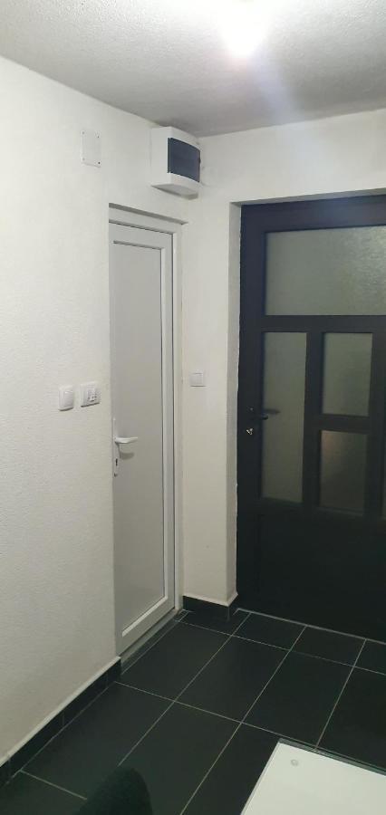 Apartment Savanovic Banja Luka Exteriör bild